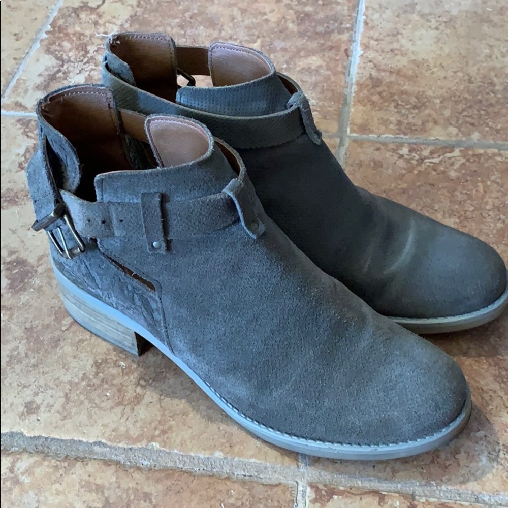 Tara M Taupe Booties